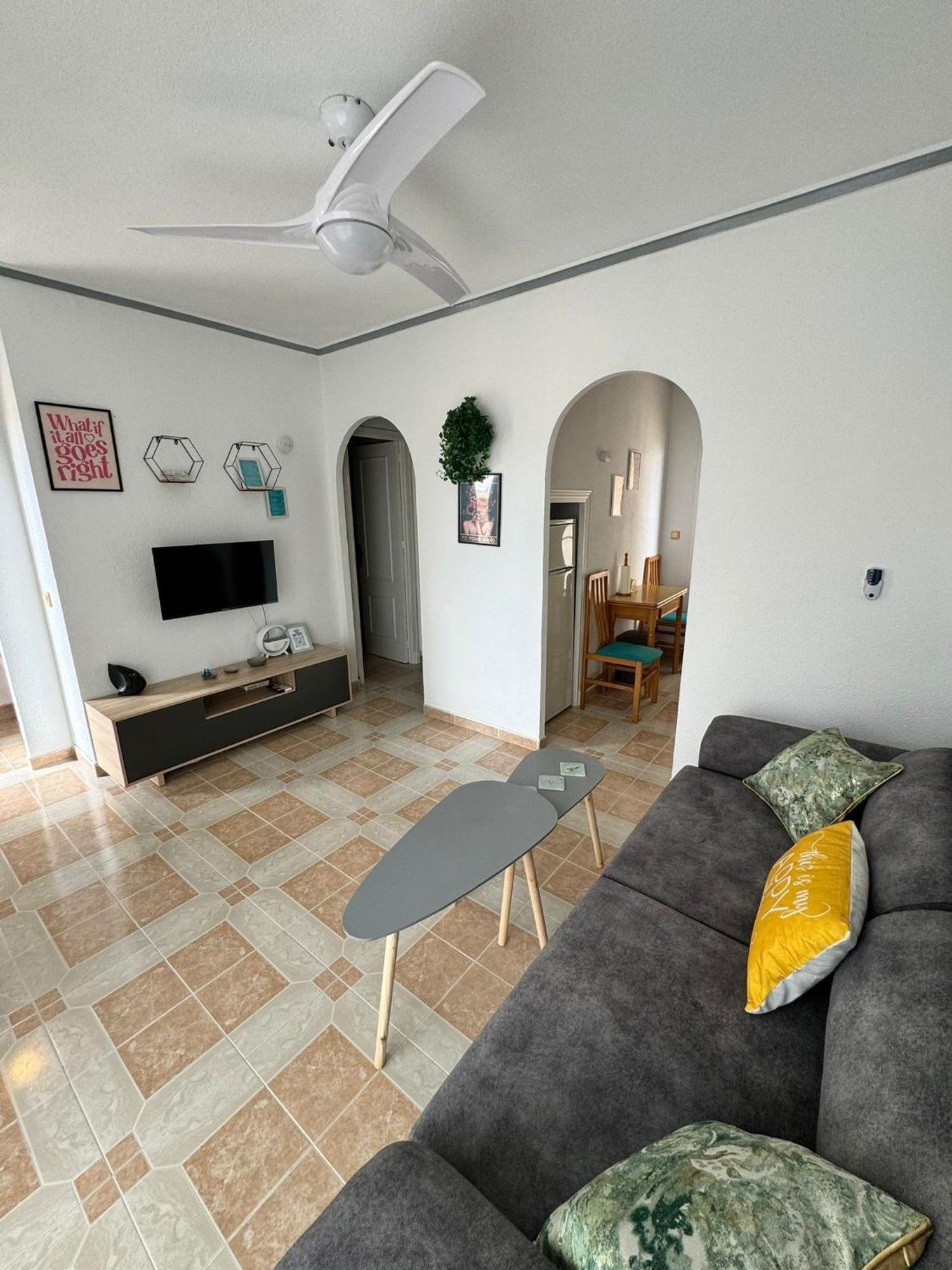 Carmina Apartment, Disfruta Del Sol Y Del Relax! Torrevieja Exterior photo